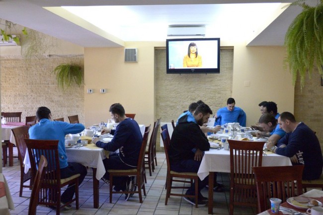 Ora 14.00 masa stiinta