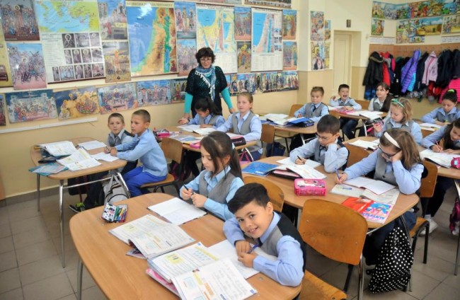 Clasa IV-a A a inv. Paraschiva Blajut / foto: Liviu Maftei