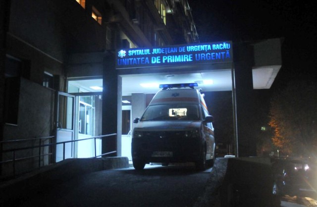 La Urgentele spitalului, sirenele salvarilor se aud continuu/ foto: Liviu Maftei