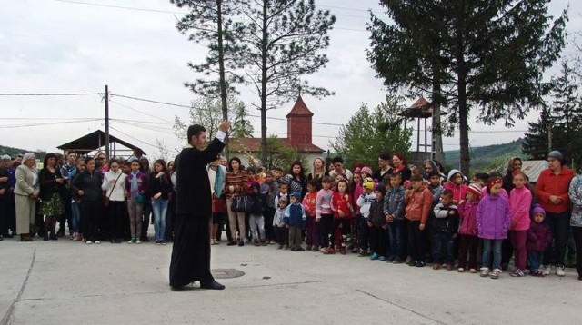 20 04 inaugurare Burdusaci 2