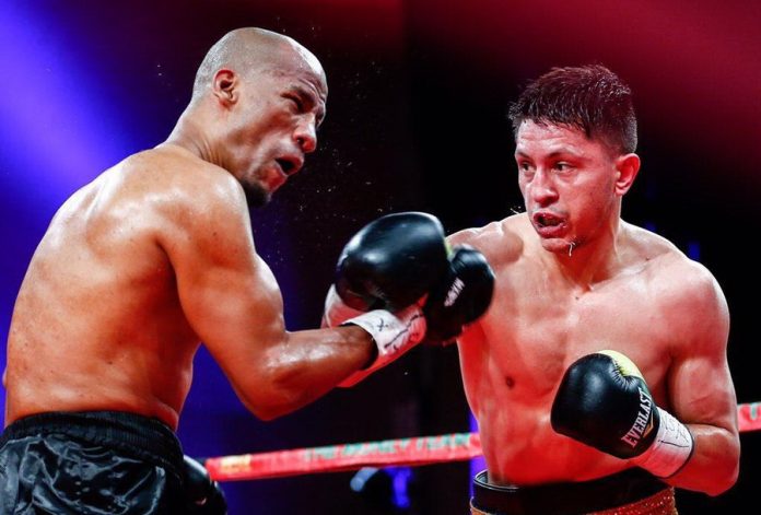 Bacăul este din nou polul boxului