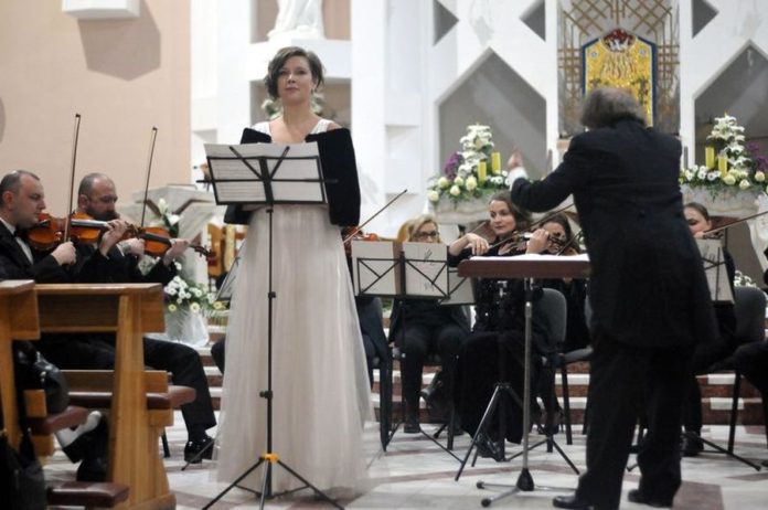 Concert caritabil la Catedrala „Sfinţii Petru şi Paul”