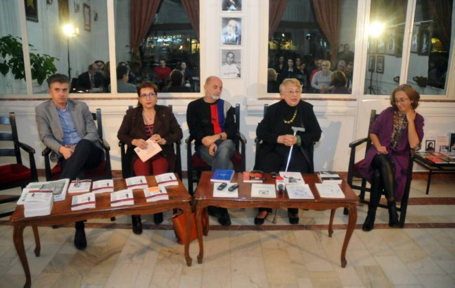 lansare carte teatru