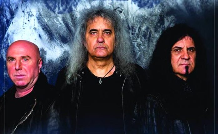 27867670_901732123342261_1138550705424291436_n