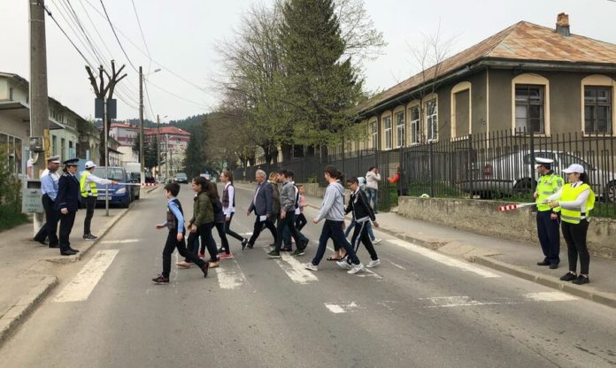 Patrule școlare de circulație