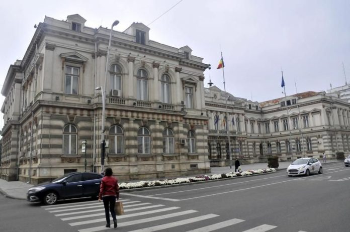 27 07 Palat Administrativ - atacat CCR 02