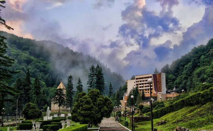 9168_547689332080492_5945769441787938510_n