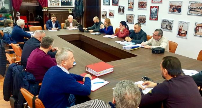 51849573_2101046566653386_8823754896516841472_n