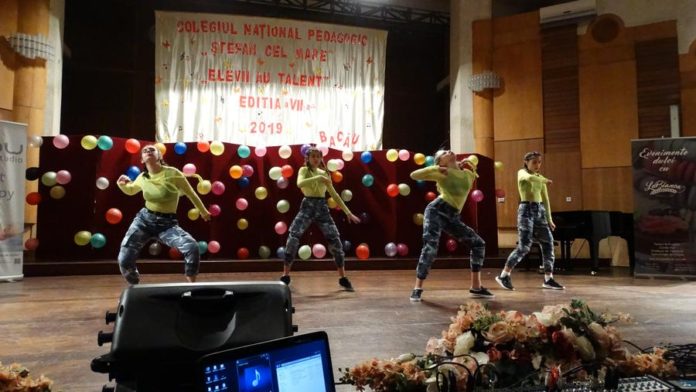 Elevii au Talent9