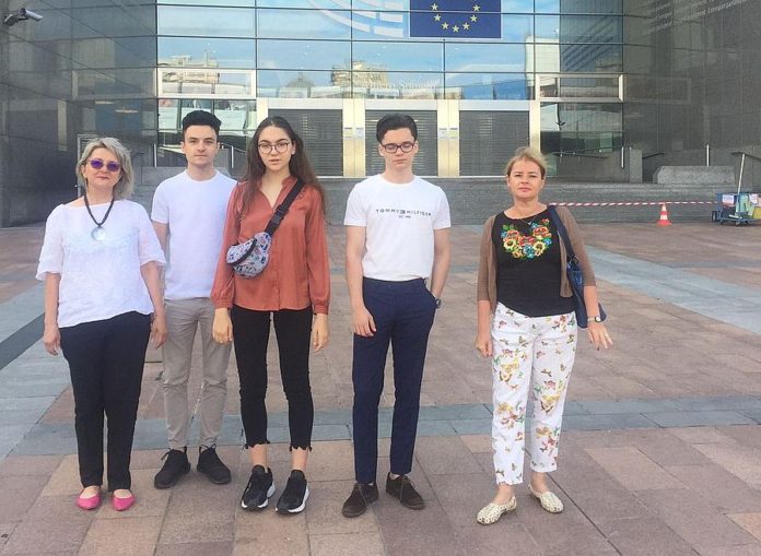 ferdinandisti la Bruxelles