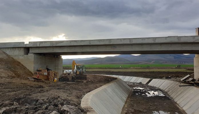 79415127_974115992970290_1383084227859316736_o