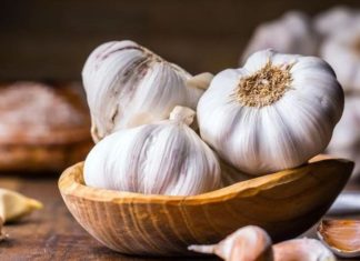 Sprijin financiar pentru cultivatorii de cartofi și usturoi: două noi scheme propuse de MADR