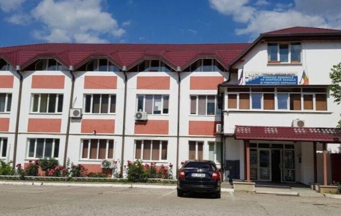 28870059_1282443855233564_2800378428577021952_n