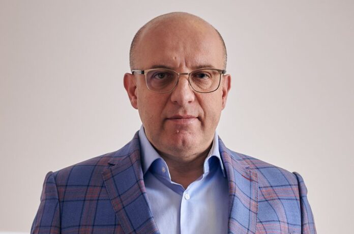 evergent Claudiu Doros