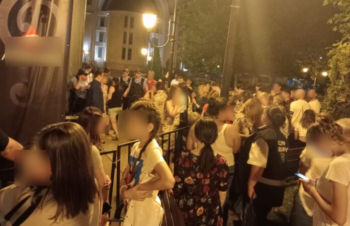 d52d9803-1bf4-4a2c-8bb2-cdafa36578a2