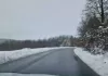 Polițiștii recomandă prudență în trafic, în contextul ploii, lapoviței și ninsorii