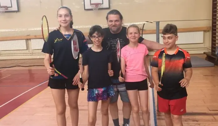 Badminton interfast fond