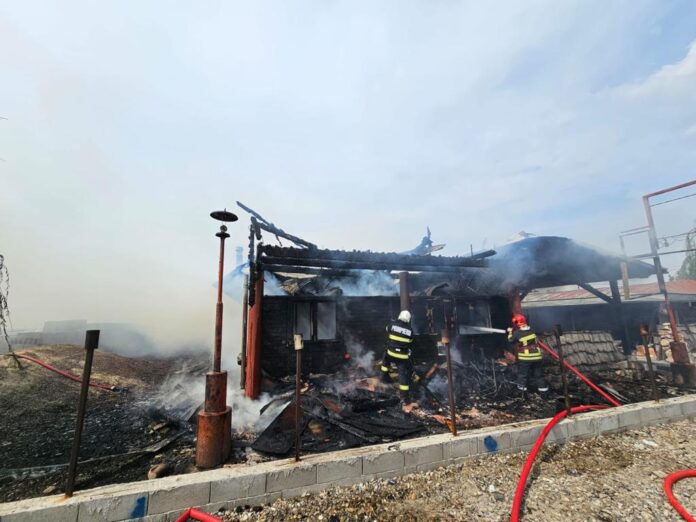 5c8c0e44-dbfb-4a8c-8caf-accf0bf974fd