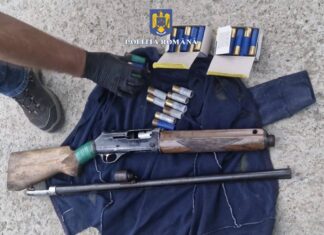 17 arme, 13 tone de pesticide și un kilogram de mercur, confiscate de polițiștii băcăuani în șase luni