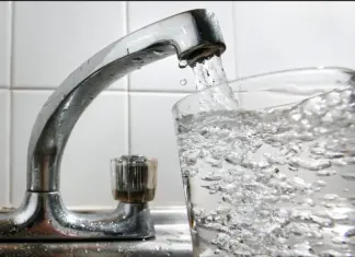 S-au tâmpit? Ordinul care permite furnizarea apei „nepotabile”, în plină criză a apei. De la Prahova la Curtea de Argeș