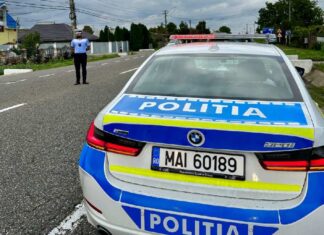 Bacău: Urmărire în trafic și accident cu trei răniți, provocat de un șofer fără permis
