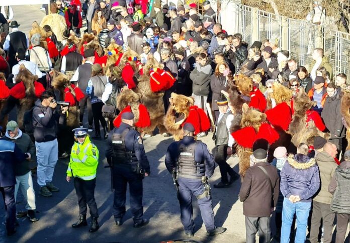 03e10e5d-bc11-472c-9242-341ab4765266