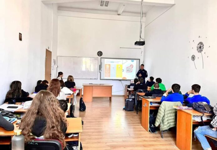 1d124859-80ae-4654-854f-63924ee9832b