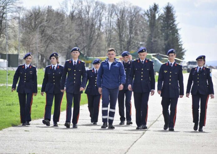 435736226_830511542437622_4766190893235935934_n