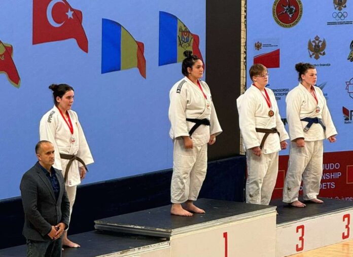 e784768e-34f1-4fe5-ab5d-d4bc353f2f6e