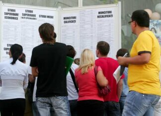 Bacăul reduce cheltuielile pentru protecția șomerilor într-un ritm mai rapid decât restul țării