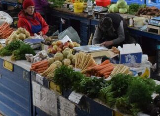 Cât costă produsele din piețele băcăuane: comparație între Bacău, Moinești, Onești și Buhuși
