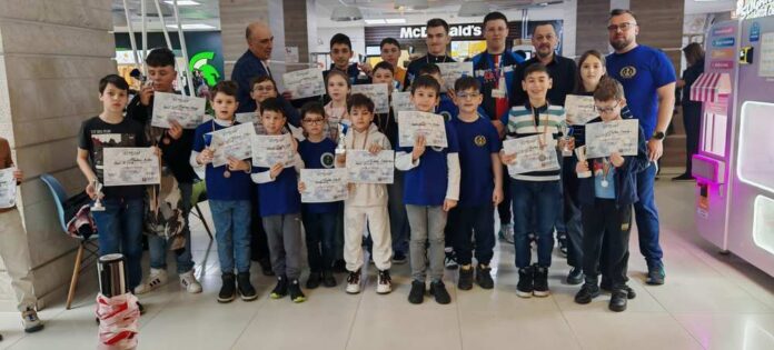 7a5e5725-17aa-4403-9e03-f73c978f7605