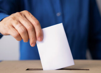 Studiu: algoritmii rețelelor sociale modelează percepțiile electorale și creează „realități informaționale” diferite pentru utilizatori