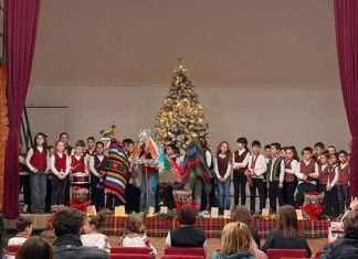 „Crăciunul aduce zâmbete” – un proiect care a adus bucurie copiilor din Săucești