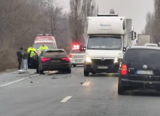 Accident rutier în Răcăciuni: o tânără a fost rănită și transportată la spital