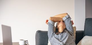 Burnout-ul de sărbători. De ce nu ne simțim mai bine după vacanță, ci mai obosiți