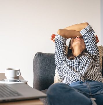 Burnout-ul de sărbători. De ce nu ne simțim mai bine după vacanță, ci mai obosiți