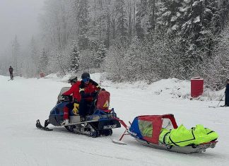 Zi solicitantă pentru salvatorii montani din Bacău, pe Pârtia Nemira din Slănic Moldova