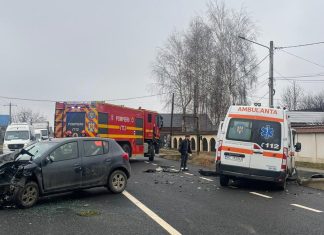 Accident rutier în localitatea Bogdan Vodă: cinci persoane rănite după ce o ambulanță a fost lovită