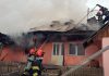 Incendiu la o locuință din Zăpodia. Acoperișul a fost cuprins de flăcări