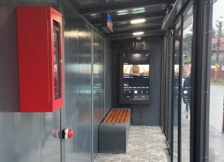 Stație de autobuz de 50.000 de euro la Berzunți, cu încălzire în pardoseală și televizor