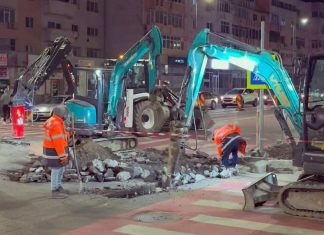Au început săpăturile pentru sistemul de management al traficului în intersecția URA din Bacău