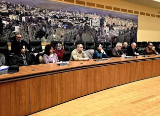 Ședință extraordinară a Comisiei de Dialog Social la Bacău: soluții căutate pentru evitarea disponibilizărilor la CHIMCOMPLEX Borzești