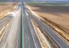 Autostrada A7 Adjud – Bacău: Cum arată lucrările în martie 2026 | Imagini aeriene și analiza șantierului