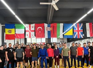 Jandarmii mobili băcăuani se antrenează alături de sportivii de la Dinamo București