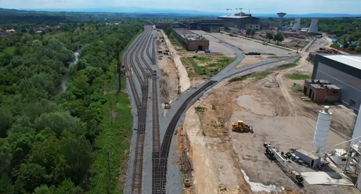 Umbrărescu accelerează finalizarea rețelei feroviare industriale de la Oțelu Roșu