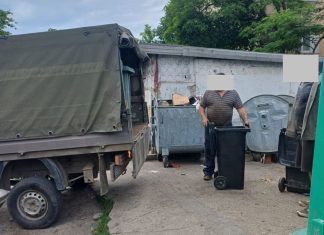 Amendă de 5.000 de lei pentru abandonarea unor tomberoane aduse din Letea Veche la o rampă de gunoi din Bacău