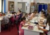 Prima lecție de limba engleză pentru copii, la Biblioteca Municipală „Radu Rosetti” din Onești