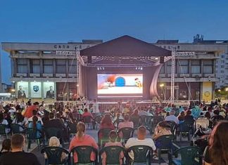 Primăria Onești susține că investițiile în echipamente proprii pentru evenimente au redus cheltuielile și au eliminat costurile de închiriere