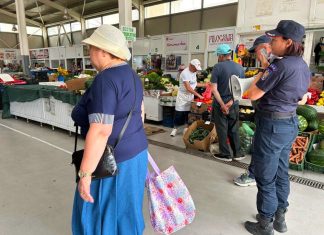 Exercițiu de adăpostire organizat de ISU Bacău la Piața Agroalimentară din Moinești